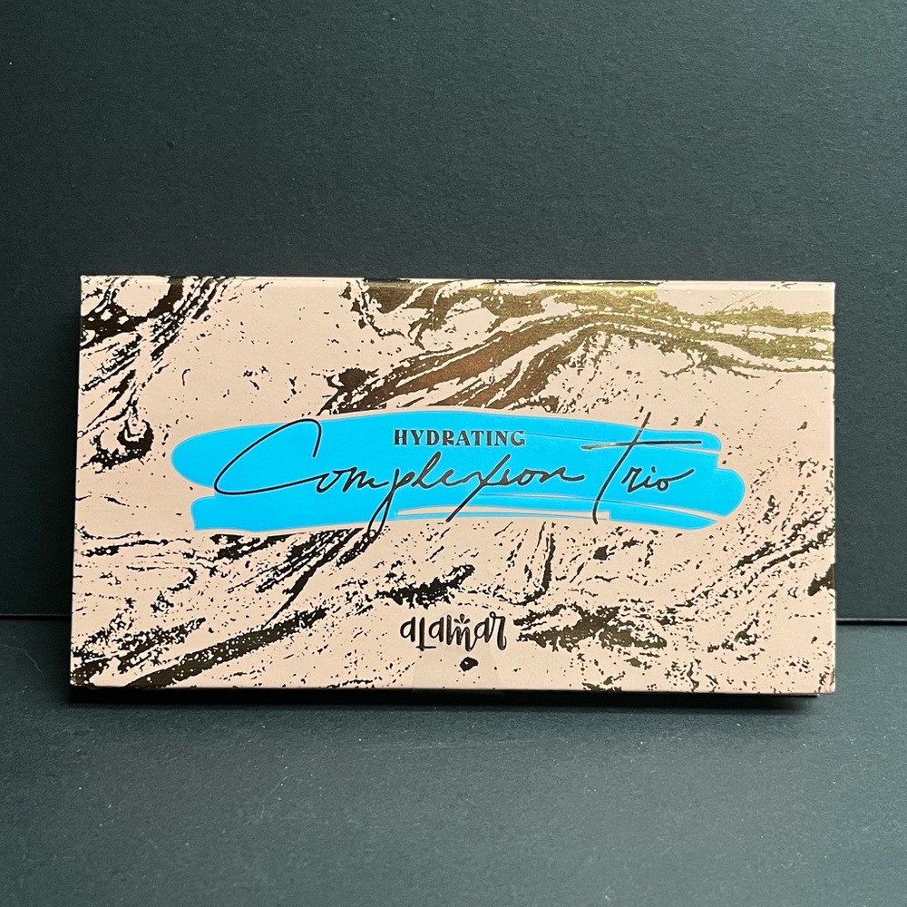 Alamar Hydrating Complexion Trio palette